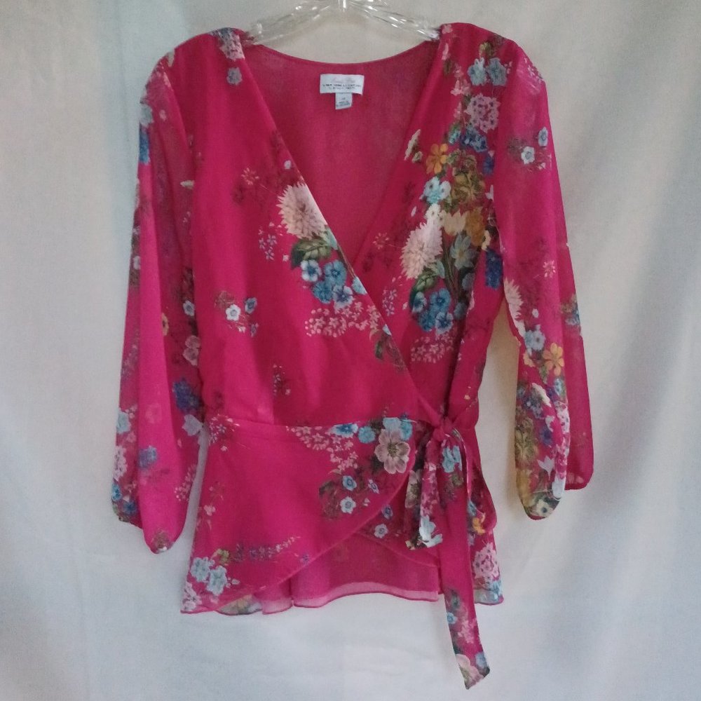 Pink floral print long sleeve v-neck wrap top w/ peplum